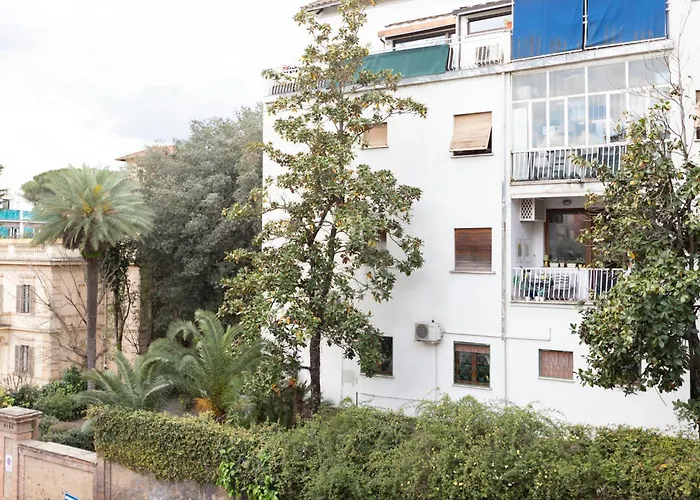 Elegant Flat In Ponte Milvio * Roma