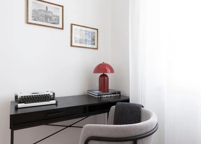 Elegant Flat In Ponte Milvio *